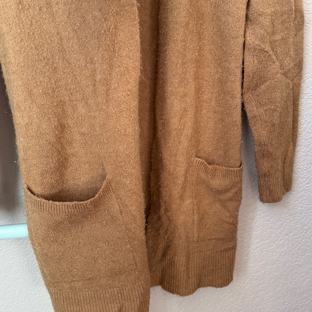 Old Navy Cardigan Fuzzy Tan Brown size Small - Picture 7 of 11